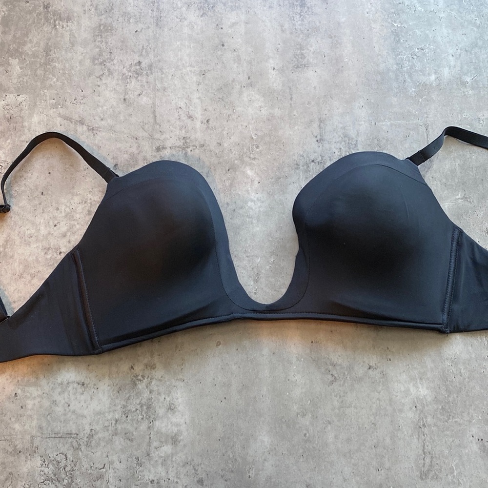 Wonder bra deep cut.
